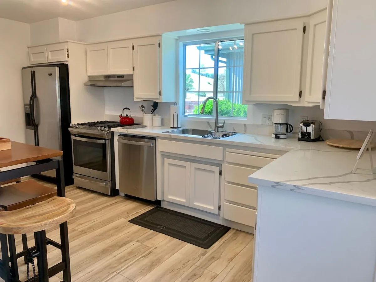 The Ranch Bungalow interior view 8