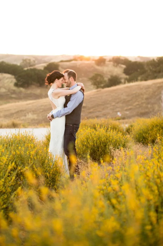 Horsetail Ranch wedding venue surrounded by ancient oaks and golden hills